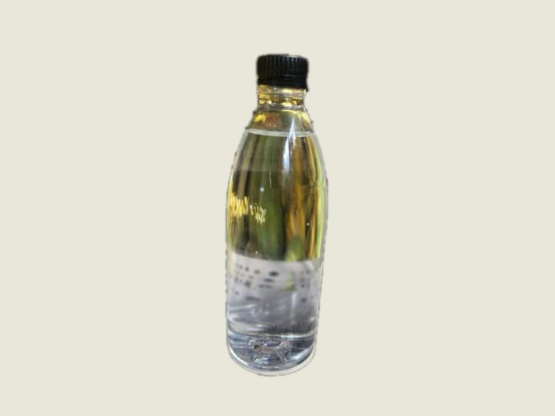 Bottled coconut water, 600 ml