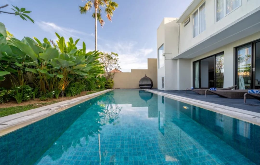 COMPLEX RESIDENT FOR SALE BATUBELIG SEMINYAK BALI