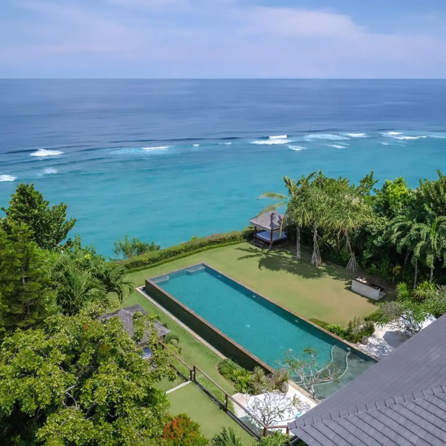 ROCK STAR VILLA FOR SALE FREEHOLD PANDAWA CLIFFT BALI