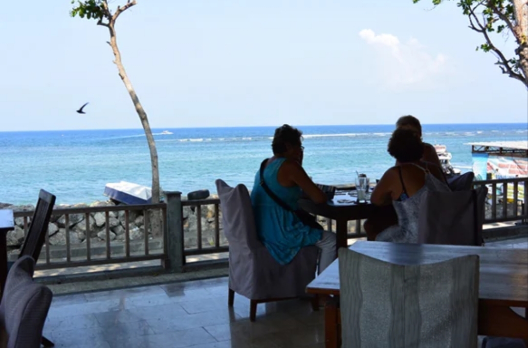 RARE OPPORTUNITY SANUR BEACH FRONT LAND WITH 40 BUNGALOWS FOR SALE