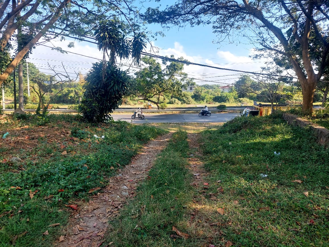 EXCLUSIVE BEACH FRONT LAND FOR SALE PERING BEACH GIANYAR BALI