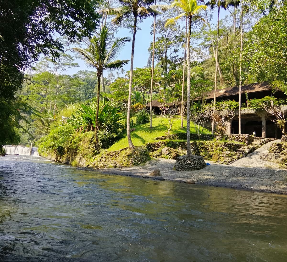 BONGKASA AYUNG RIVER SIDE LAND FOR SALE