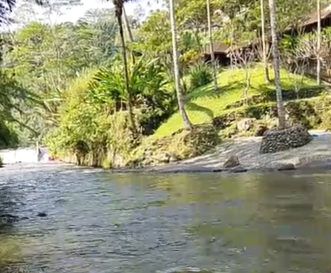 BONGKASA AYUNG RIVER SIDE LAND FOR SALE